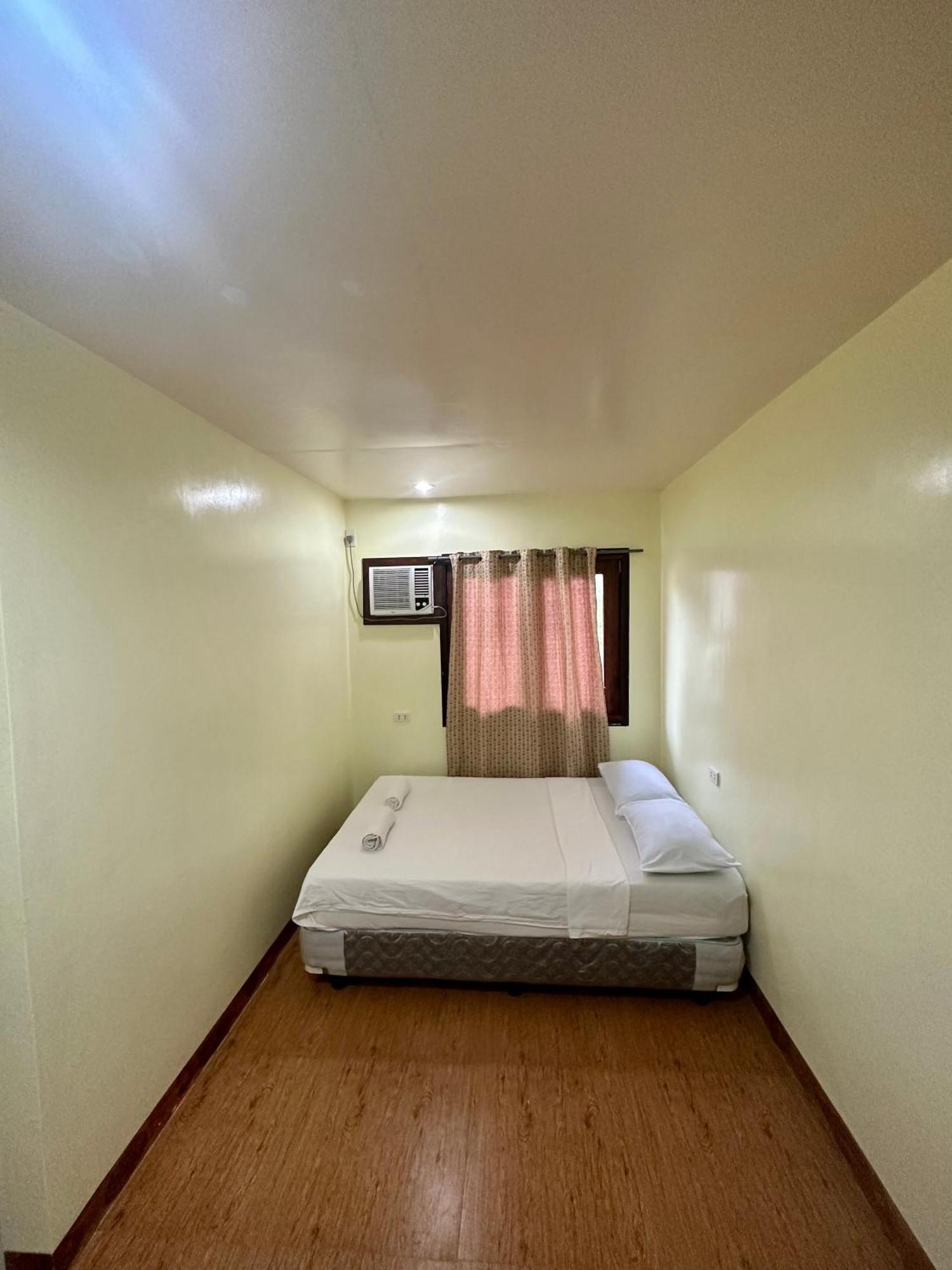 Edgar'S Guest House Moalboal Luaran gambar